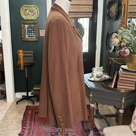 ❌❌August Max Woman - Picture 2 of 4